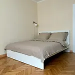 Slaska 33 *
